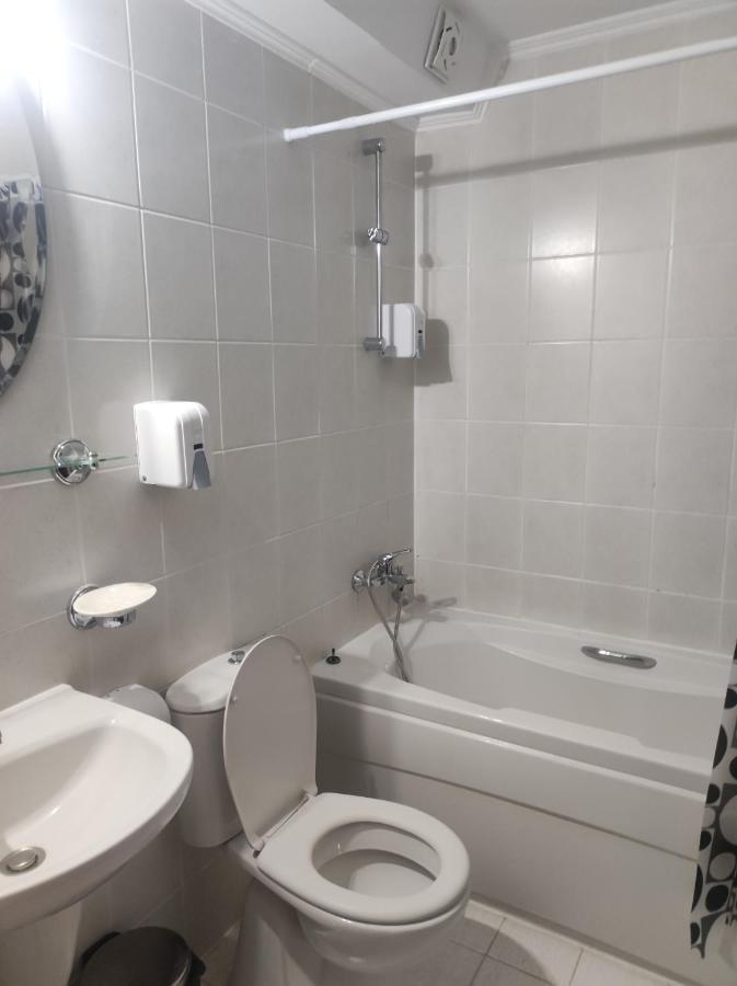 Кианти Otel Kŭrdzhali Dış mekan fotoğraf