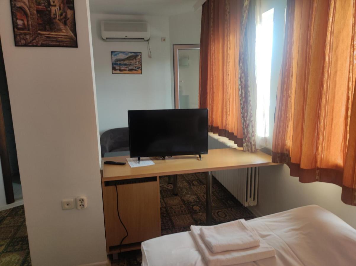 Кианти Otel Kŭrdzhali Dış mekan fotoğraf