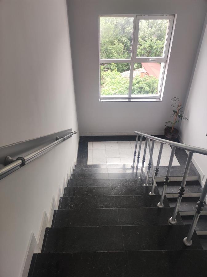 Кианти Otel Kŭrdzhali Dış mekan fotoğraf